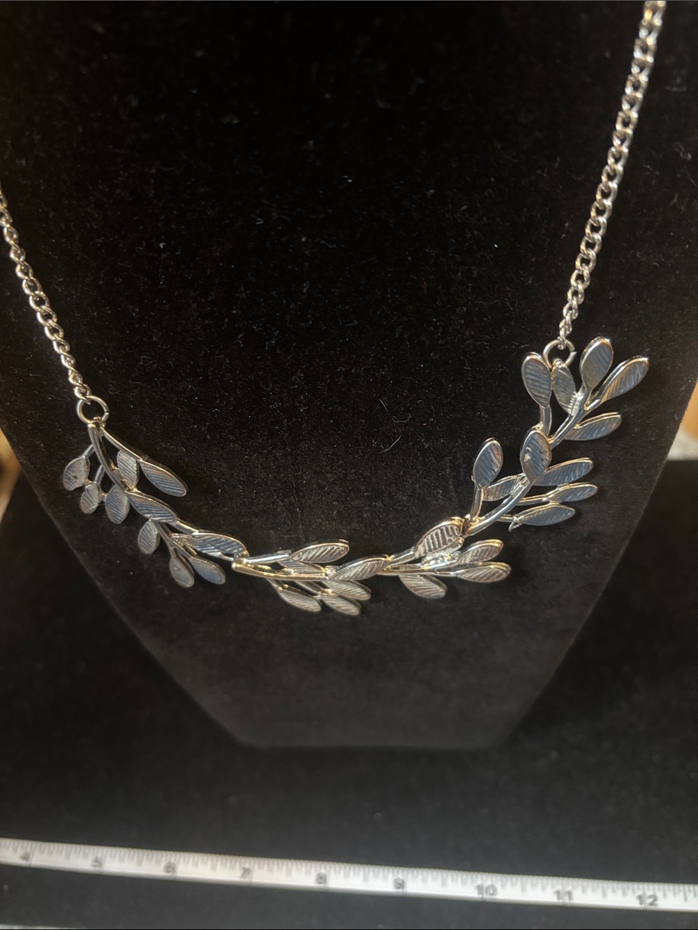 Silver Leaf Motif Necklace - Women Jewelry